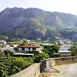Ischia Uno