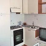 Ischia Uno Lejlighedshotel 3*