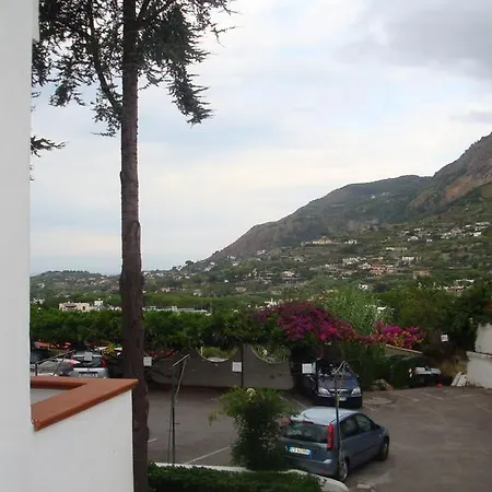Ischia Uno Lejlighedshotel