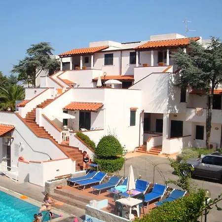 Ischia Uno Aparthotel 3*