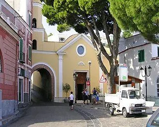 Ischia Uno Aparthotel 3*