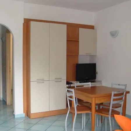 Ischia Uno Forio di Ischia