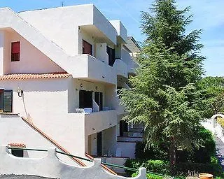 公寓式酒店 Ischia Uno 3*